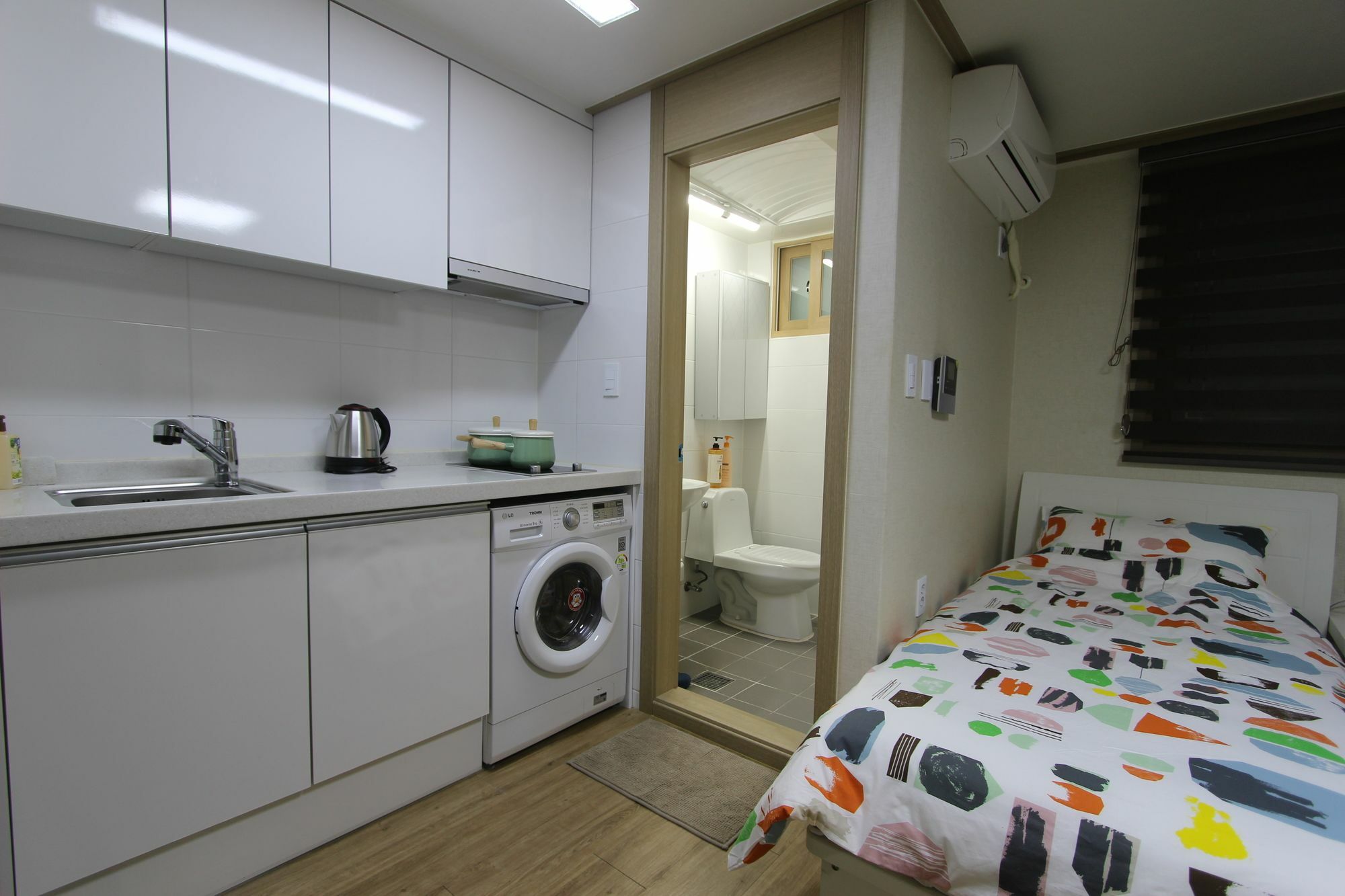 Bunk Guesthouse Hongdae2 Seúl Exterior foto